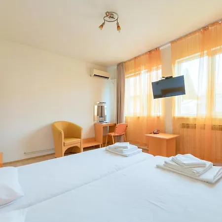 Sarto 3* Beograd